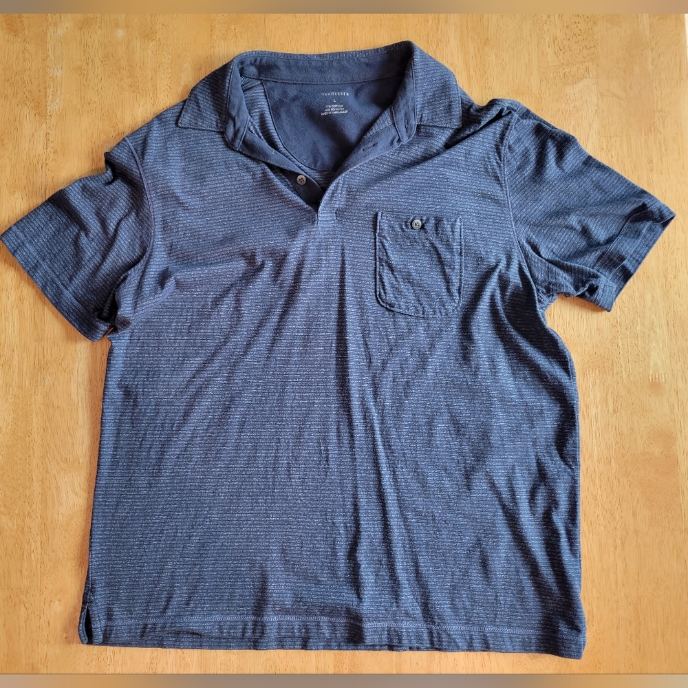 🔥 EUC Van Huesen navy Blue striped short sleeve polo Shirt